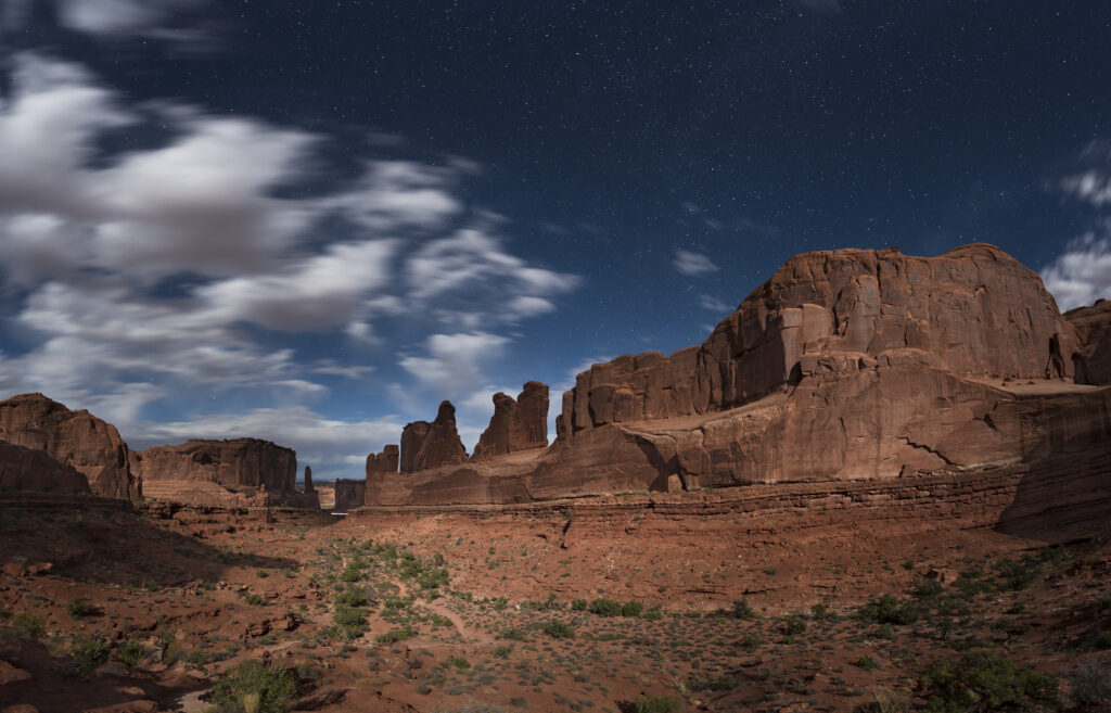 Arches National Park, Park Avenue Trail at night